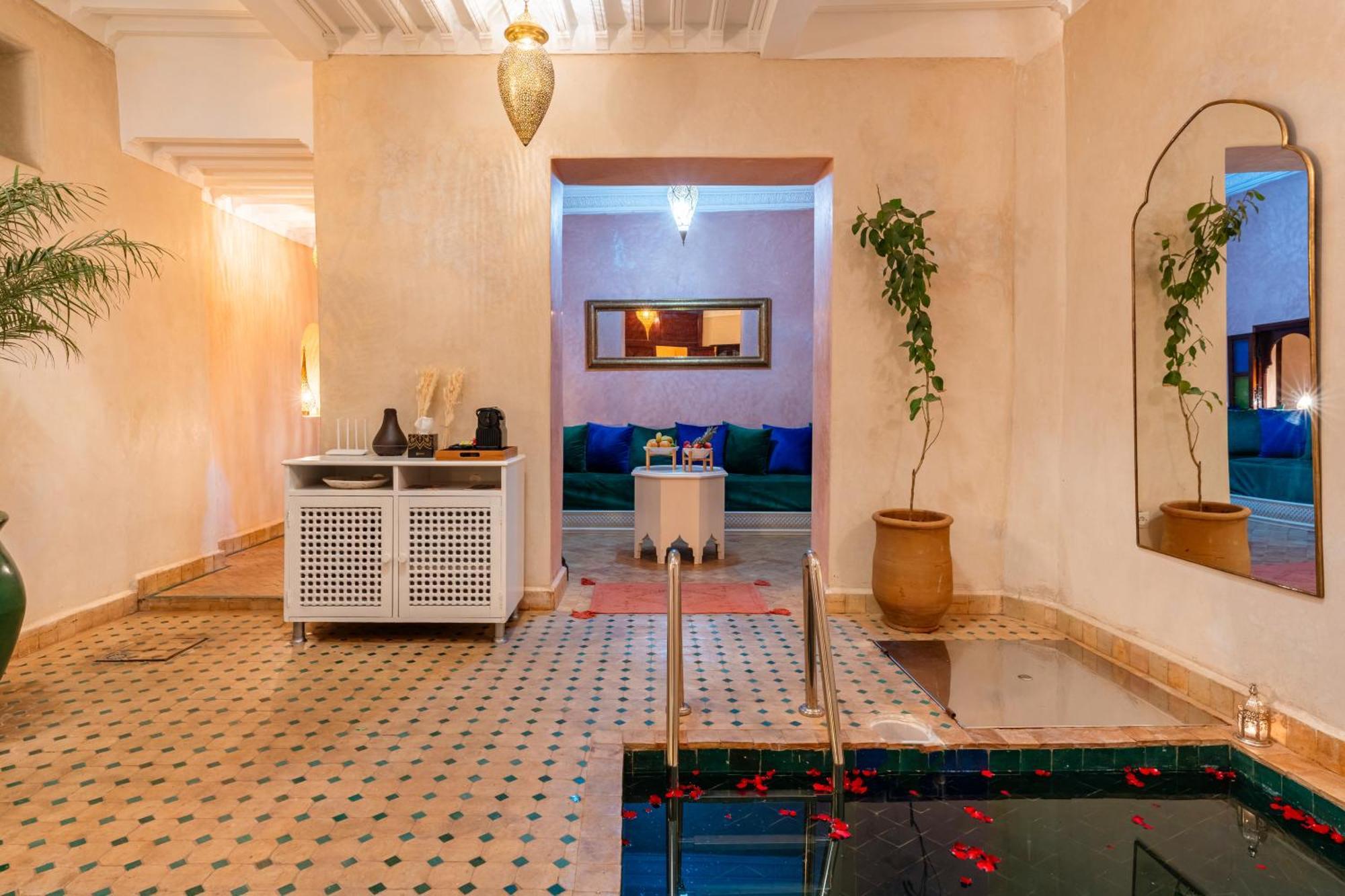 Ferienhaus Prive Dar L'etoile - Jacuzzi Piscine & Petit Dej Inclus Marrakesch