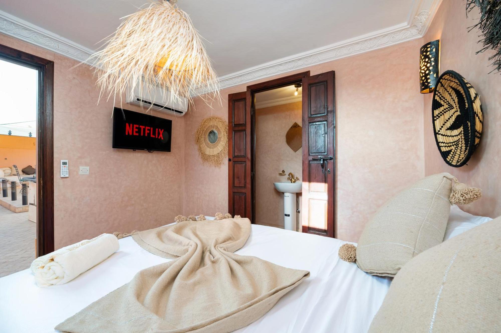 Ferienhaus Prive Dar L'etoile - Jacuzzi Piscine & Petit Dej Inclus Marrakesch
